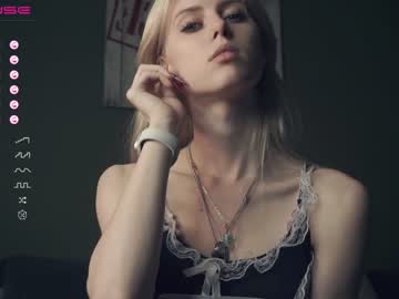 webcam girl audreycarvin live cam image #8841027
