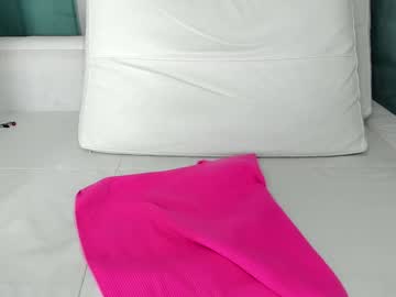 webcam girl dulceyjohn live cam image #10364907