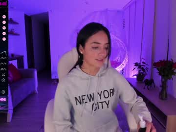 webcam girl annie_dreams live cam image #3700221