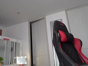 webcam girl beyllove_d live cam image #9774319