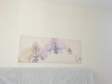 webcam girl infinite_reality live cam image #8716943
