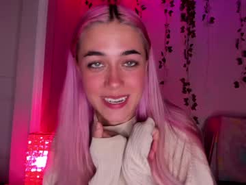webcam girl fairyinthewild live cam image #11197786