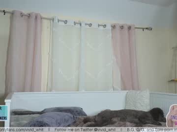 webcam girl vivid_whit live cam image #3230415
