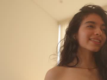 webcam girl naughtysammx live cam image #12829067