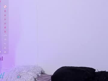 webcam girl lizcastl live cam image #11966671