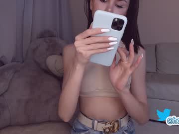 webcam girl hollyextra live cam image #480498