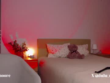 webcam girl lumoore live cam image #9039856