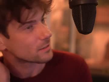 webcam man charlieonline live cam image #1096569