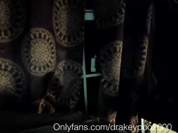 webcam man drakeypoo2000 live cam image #3145906