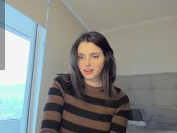 webcam girl yourfreakygirl live cam image #10095843