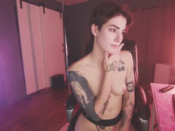 webcam girl aynmarie live cam image #7251543