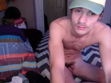 webcam man kjam3s live cam image #5720591