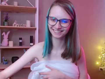 webcam girl elven__magic live cam image #6003628