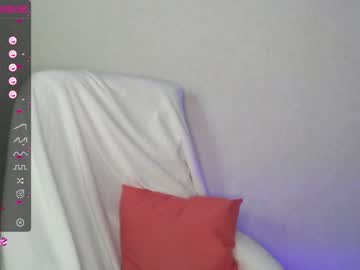 webcam girl yourvirusqueen_ live cam image #3040617