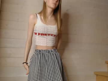 webcam girl princess__aurora live cam image #4995825