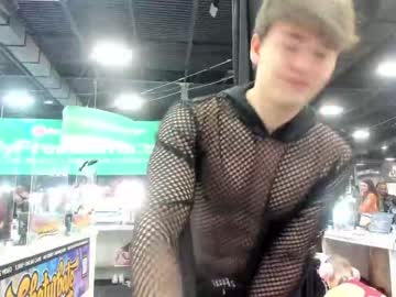 webcam man thejohnnystone live cam image #3966595