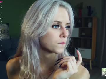 webcam girl audreycarvin live cam image #10207952