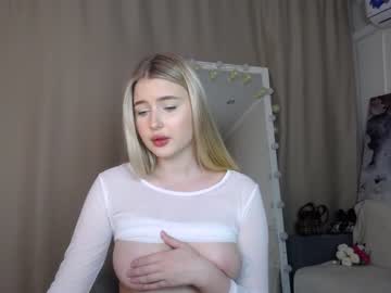 webcam girl cute18cute live cam image #2141249