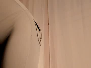 webcam girl hee_jeen live cam image #11962845