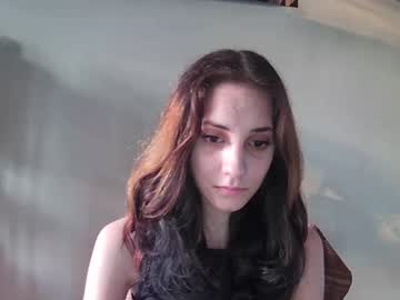 webcam girl alice_shy2 live cam image #3304296