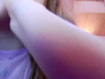 webcam girl immature_babyy live cam image #1357187