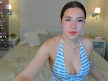 webcam girl lilla_cuties live cam image #10488566