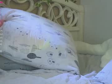 webcam girl nickyneck live cam image #8089227