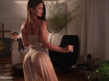 webcam girl tifalock_ live cam image #10130719