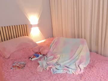 webcam girl little_effy18 live cam image #6474996