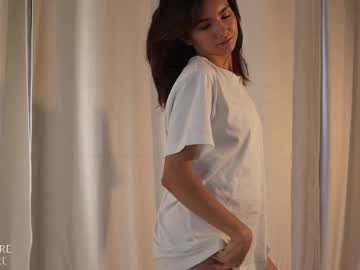 webcam girl ellelure_ live cam image #11819040