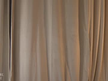 webcam girl ellelure_ live cam image #11844698