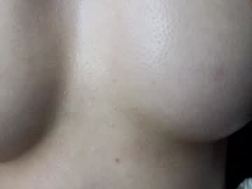 webcam girl lauratanguy live cam image #11342977