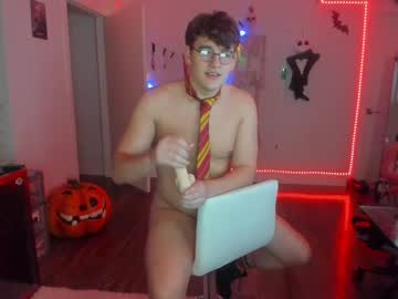 webcam man thejohnnystone live cam image #445285