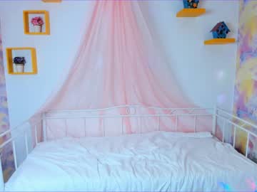 webcam girl megan_rou live cam image #371367