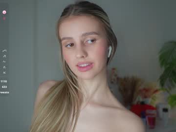 webcam girl fluffy_angel live cam image #11542781
