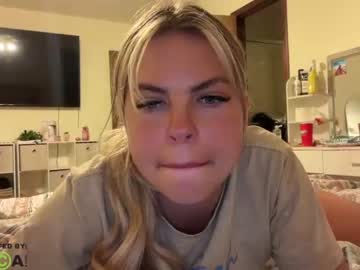 webcam girl cxbraj live cam image #8649066