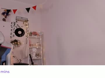 webcam girl vivian_qwerty live cam image #11700816
