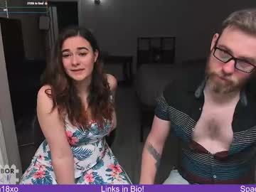 webcam couple spaceneighbor live cam image #12486390