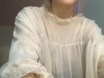 webcam girl holydori live cam image #1953045