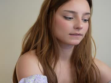 webcam girl floret_joy live cam image #10454883