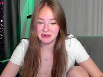 webcam girl b_r_i_g_h_tt live cam image #3828815