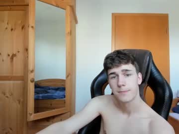 webcam man justanormaldick69 live cam image #5679859