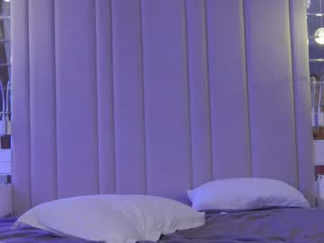 webcam girl krissone live cam image #10776114