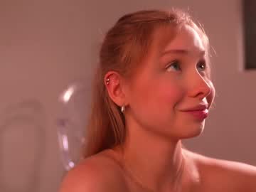 webcam girl april_blush live cam image #12382454