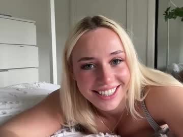 webcam girl skyyler1 live cam image #10809006