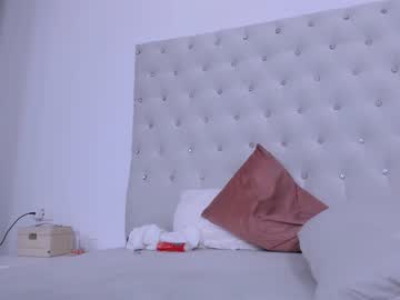 webcam girl iamjoyxs live cam image #2751095
