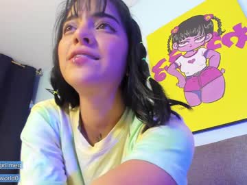 webcam girl megan_world live cam image #691990