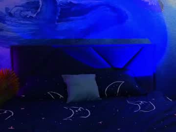 webcam girl angella_kleee live cam image #10883797