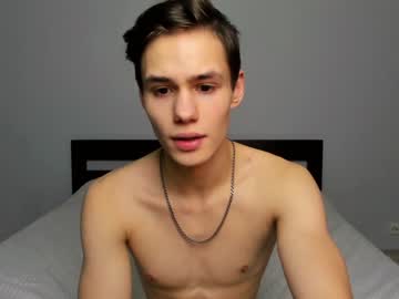 webcam man cuute_boy live cam image #4453750