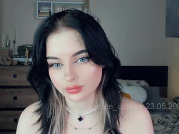 webcam girl cute_caprice live cam image #12735466